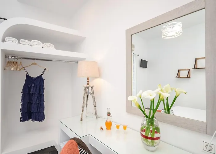 Saint George * Naxos City