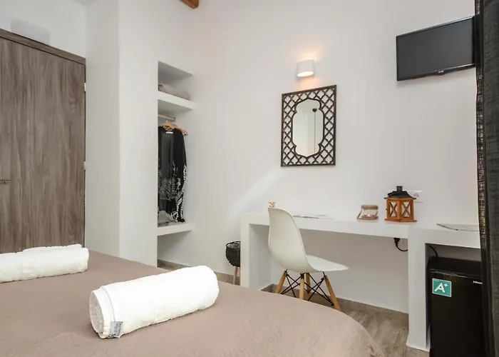 Saint George Hotel Naxos City