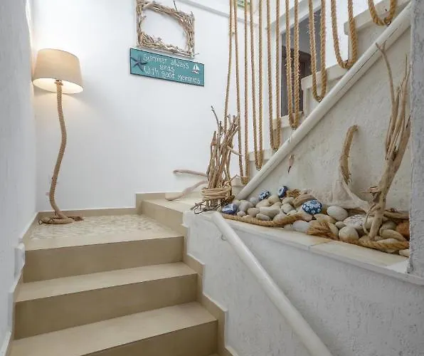 Saint George Hotel *