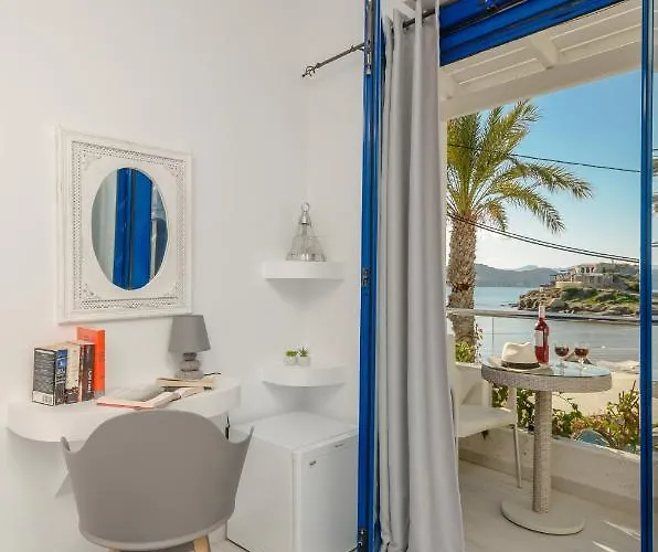 Saint George * Naxos City