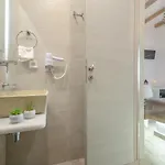 Saint George Hotel *